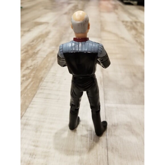 Vintage Star Trek The Next Generation Captain Jean-Luc Picard Action Figure 1996 - Picture 2 of 3